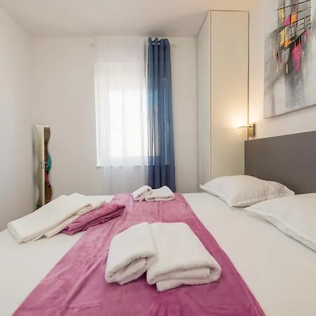 La Prima Privlaka Luxury Ii Apartmán