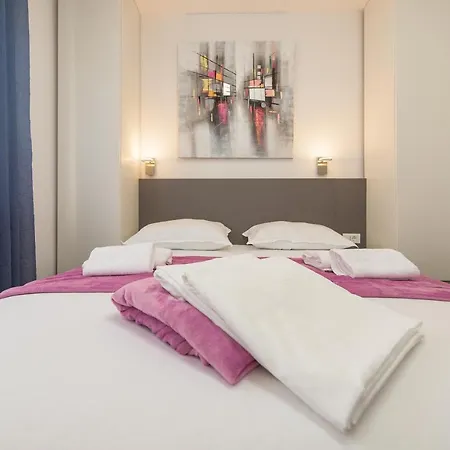 La Prima Privlaka Luxury Ii *